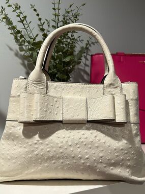 Kate Spade White Ostrich Embossed Leather Bow Satchel Bag COA